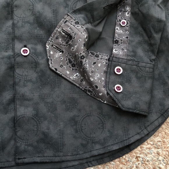 Robert Graham Mens Black Print Sutton Flip Cuff Button Down Shirt have S &M - Picture 5 of 12